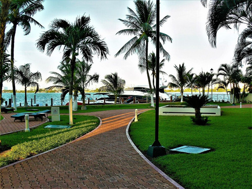 Condo For Sale With Panoramic View In Cancún Hotel Zone