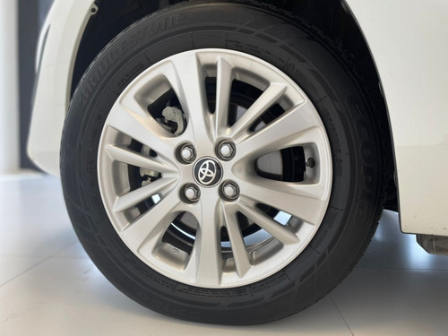 Imagem 7 de 15 de Toyota Yaris 2019 1.5 16v Flex Sedan Xl Multidrive Branco C