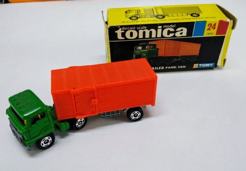 Tomica Hino Semi Trailer N°24 Apertura Porton Variante Verde