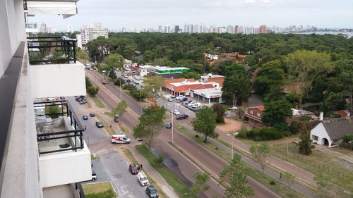 Imagen 8 de 30 de Apartamento En Venta Y Venta En Punta Del Este, Av. Roosevelt.