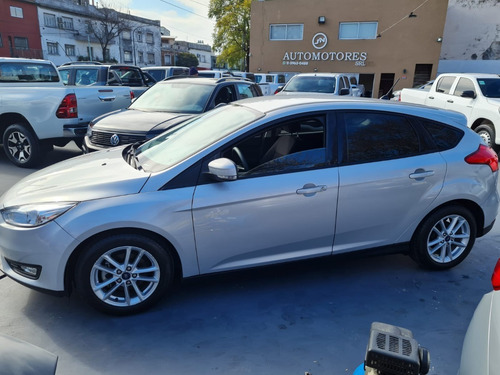 Imagen 1 de 15 de Ford Focus S 2019