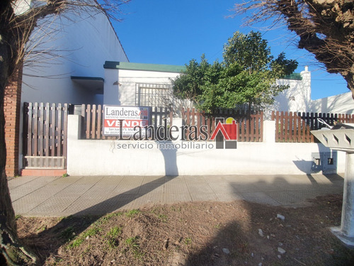 Imagen 1 de 12 de Departamento 2 Amb. - Todos Los Servicios Conectados - Sin Expensas