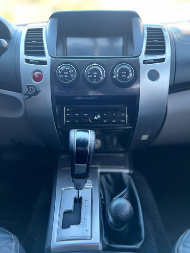 Mitsubishi Pajero Dakar 3.5 Hpe Flex Aut. 5p