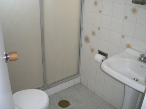 Ms: 24-15132. En Venta Bello Apartamento En Los Naranjos Del Cafetal, A=110m2, 3h, 2b, 1p
