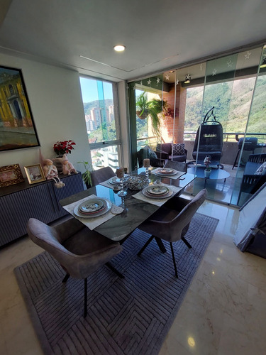 Lorena Inojosa Vende Penthouse Duplex Urb. El Parral. Valen