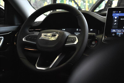Imagem 7 de 12 de Jeep Compass 2.0 Td350 Turbo Limited