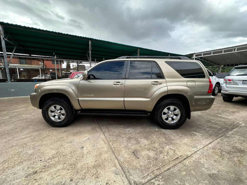 Imagen 4 de 10 de Toyota 4runner