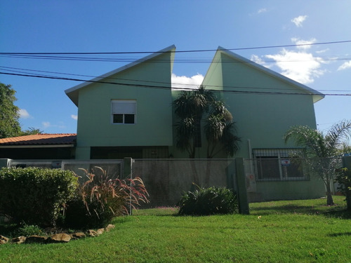 Casa En Atlántida 4 Dorm. 4 Baños Y Piscina
