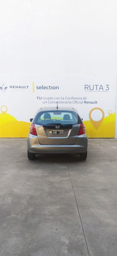 Imagen 6 de 13 de Honda Fit Lx 1.4 2010