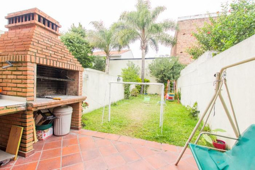 Muy Lindo Dúplex 5 Ambientes, Con Jardín Y Parrilla - Olivos