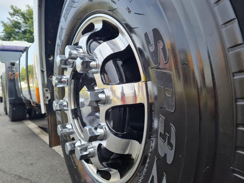 Imagem 14 de 25 de Iveco Hiway 480 6x4 Bug Leve Suspensão De Molas Ano 2017 Aut