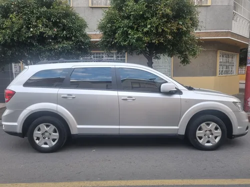 Dodge Journey Automatica 5pts Mod 2012 / 71.000km