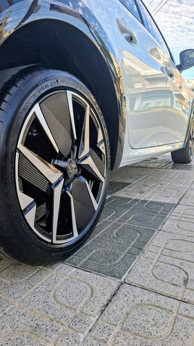 Peugeot 208 1.0T Gt