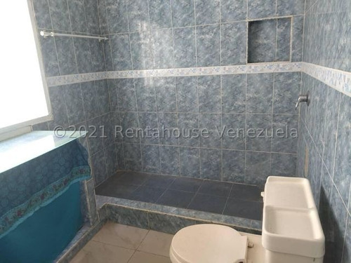 Imagen 11 de 14 de Casa En Venta Barrio Sucre Maracay 22-13784 Hc