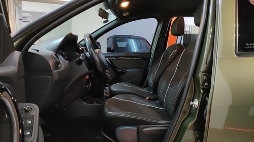 Imagen 8 de 10 de Renault Duster Oroch 2018 2.0 Privilege