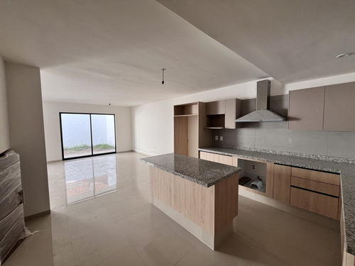 Casa En Venta En Villa Magna San Luis Potosi