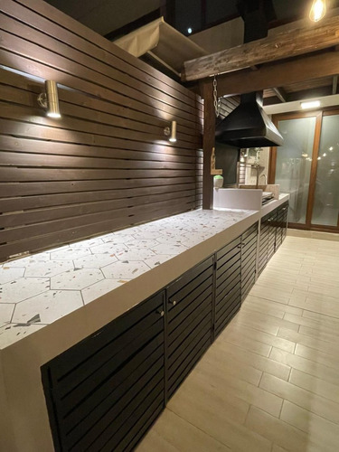 Townhouse (casa De 2 Pisos) En Venta, Excelente Precio Uf7.6