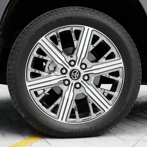 Toyota Sequoia Capstone