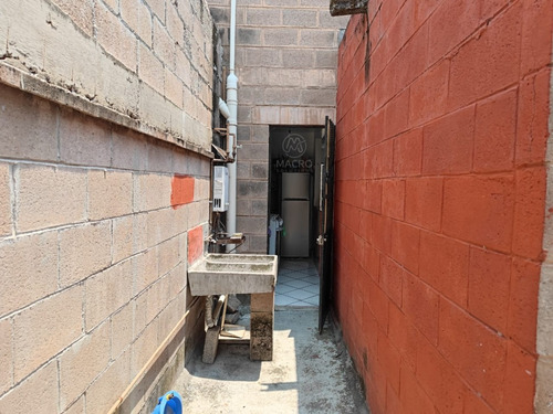 Casa En Venta En Col. Santa Ines Escriturada
