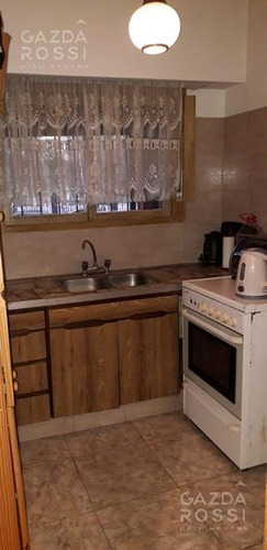 Imagen 3 de 16 de Impecable Propiedad A La Venta, Ideal Vivienda Comercial En Monte Grande!