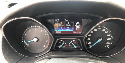 Imagen 5 de 15 de Ford Focus 2.0 Titanium At6 2014