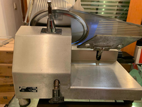 Rebanadora De Carne Y Jamon Pigore Modelo 2526 Servicio Echo (Usado)