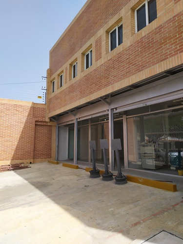 Imagen 1 de 12 de Alquiler De Oficinas O Consultorios En La Esmeralda San Diego