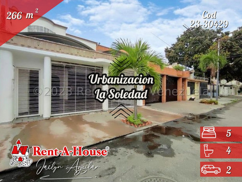 Casa En Venta En La Urbanizacion La Soledad Las Delicias 23-30429 Jja