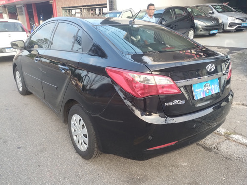 Hyundai HB20S 1.6 Comfort Plus Flex 4p