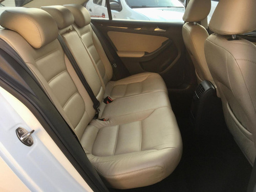 Volkswagen Jetta Cl Aa 2015
