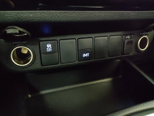 Imagen 15 de 25 de Toyota Hilux Srv 2.8tdi 4x2 Mt 204cv 0km Entrega Inmediata
