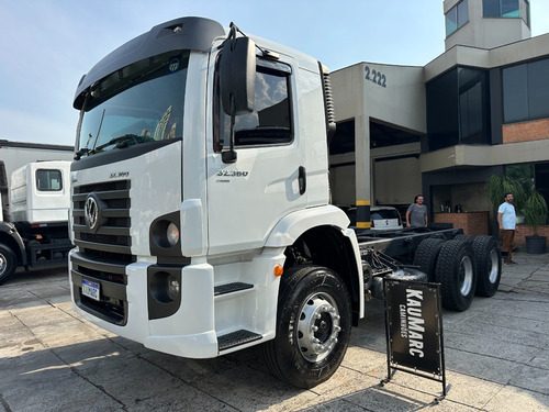 Vw 32.360 Constellation Ano 2023 6x4 = 26280 2730 Vm 330
