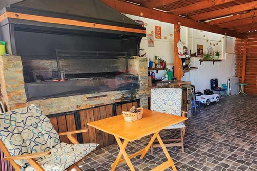 Oportunidad!! EquiPadísima Casa Familiar 5d/4b