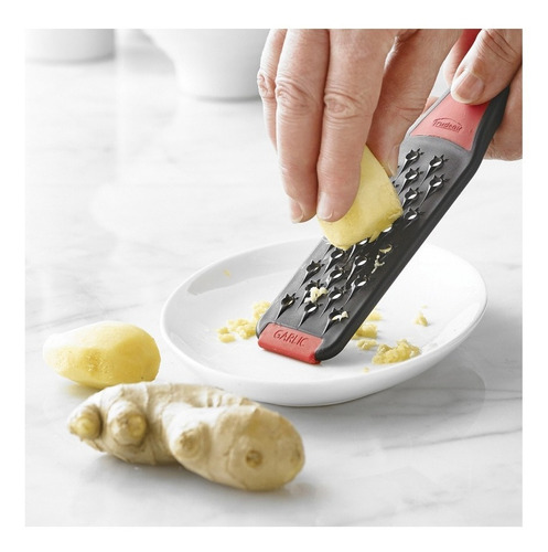 Imagen 3 de 4 de Rallador De Ajos Garlic Grater Trudeau Oferta