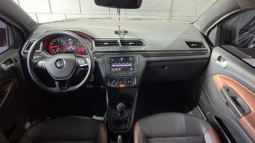 Volkswagen Saveiro 1.6 16v Cross Cab. Dupla Total Flex 2p