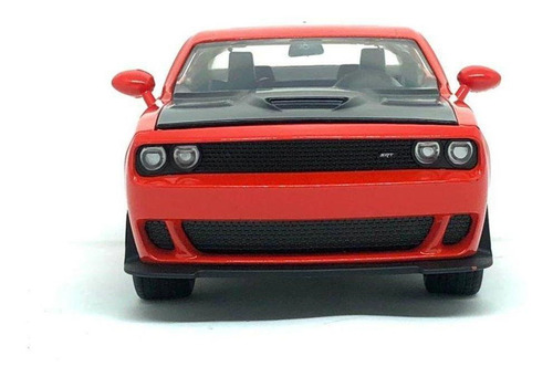 Imagem 2 de 9 de Carrinho Miniatura Dodge Challenger Hellcat Metal Die Cast