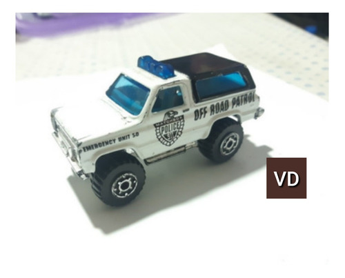 Matchbox Chevy Blacer Police 