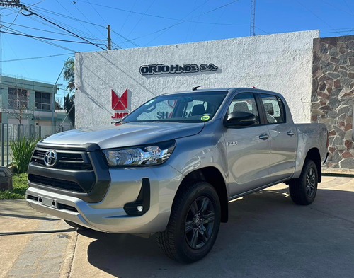 Toyota Hilux C/doble 2.8 Tdi Automatica Sr 4x4 0km My2024