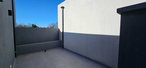 Casa En Venta En Spring Park, Pilar, G.b.a. Zona Norte