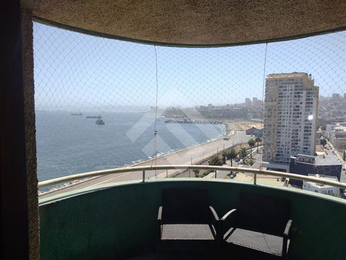 Departamento En Venta De 1 Dorm. En Valparaíso