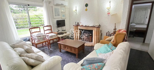 Casa En Punta Del Este, Pinares | Gary Otto Ref:23902- Ref: 23902