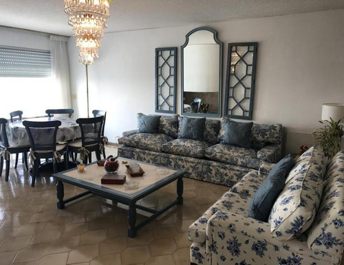 Departamento - Playa Brava