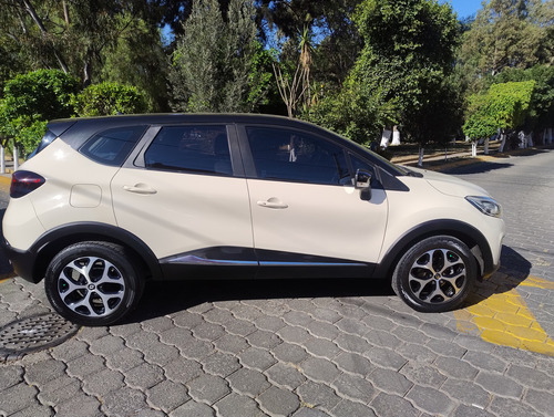 Renault Captur 2.0 Iconic At