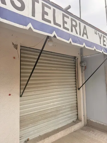 Casa Recién Construida Con Oportunidad De Gran Patio