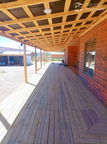 Se Vende Parcela Con Casa De 5 Dorm. En Cauquenes