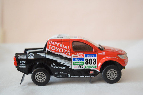 Toyota Hilux Protoype 2015 Dakar (ed.chile) Luppa Caja 1/43