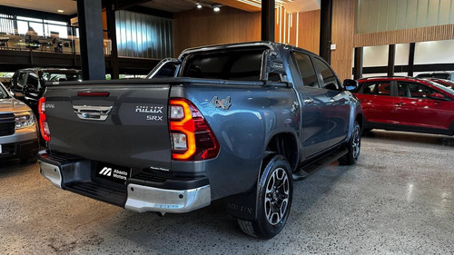 Toyota Hilux 2.8 Cd Srx 177cv 4x4 At