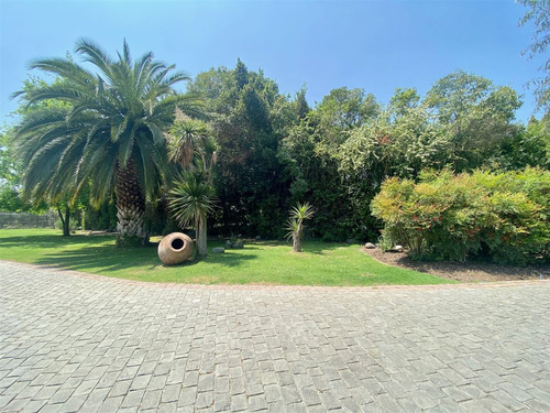 Hermosa Casa E Parcela 5000m2 En Condominio 4 D Más Serv.