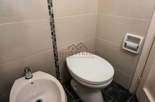 En Complejo Av. Roosevelt De Dos Dormitorios , Dos Baños.- Ref: 2135