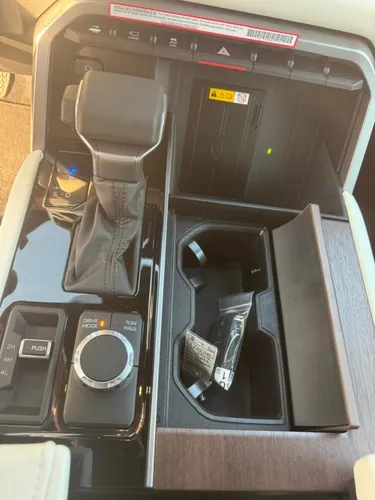 Toyota Sequoia 3.5 V6 Capstone